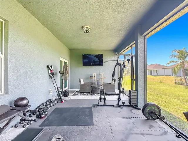 3907 11th St Sw, Lehigh Acres, Florida 33976