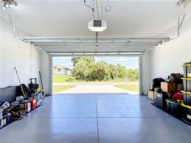 3907 11th St Sw, Lehigh Acres, Florida 33976