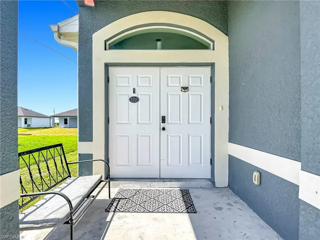 3907 11th St Sw, Lehigh Acres, Florida 33976