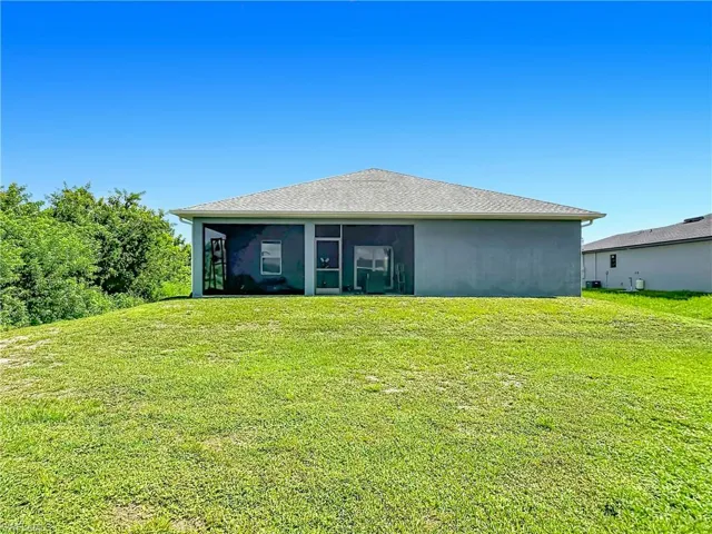 3907 11th St Sw, Lehigh Acres, Florida 33976