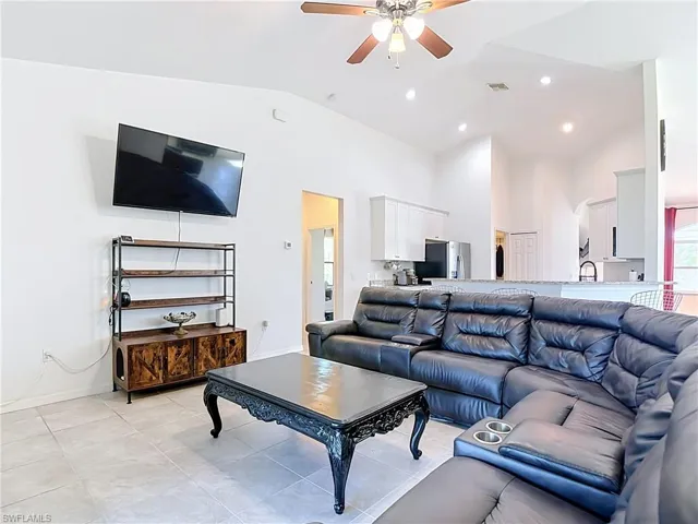 3907 11th St Sw, Lehigh Acres, Florida 33976