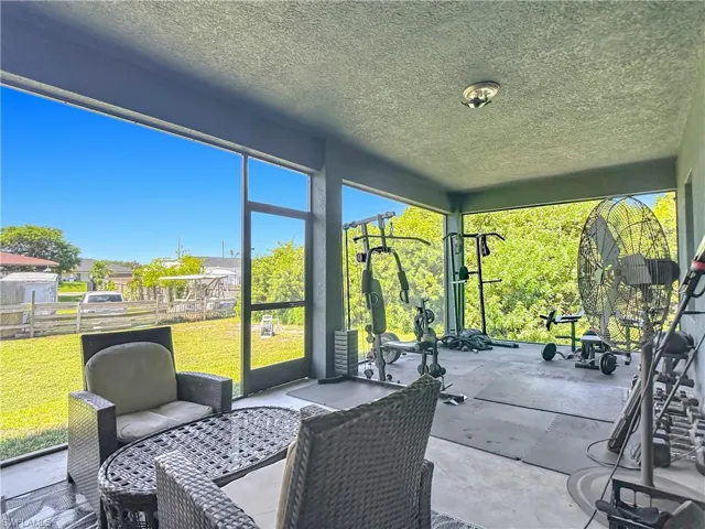 3907 11th St Sw, Lehigh Acres, Florida 33976