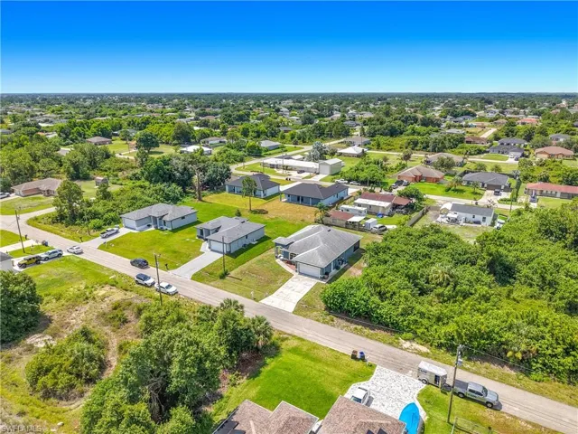 3907 11th St Sw, Lehigh Acres, Florida 33976