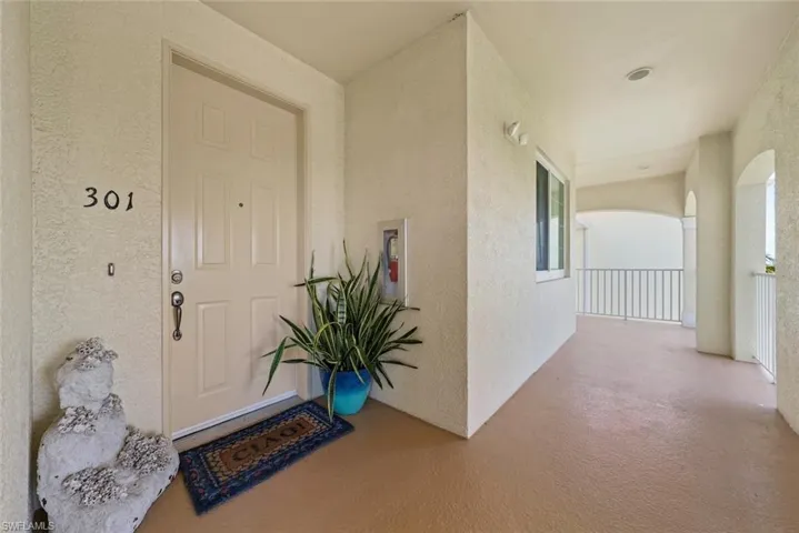 20071  Sanibel View  CIR, Fort Myers, FL 33908
