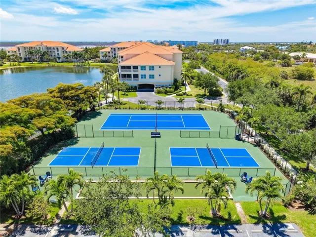 20071  Sanibel View  CIR, Fort Myers, FL 33908
