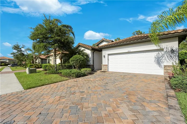 4331 Raffia Palm Cir, Naples, Florida 34119