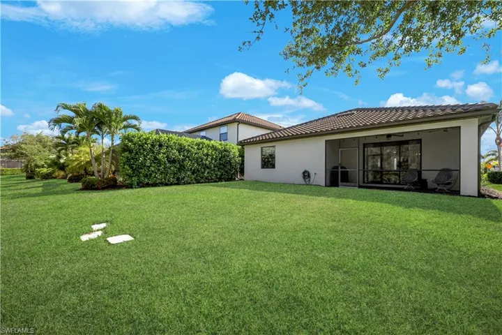 4331 Raffia Palm Cir, Naples, Florida 34119