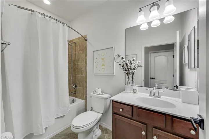 4331 Raffia Palm Cir, Naples, Florida 34119