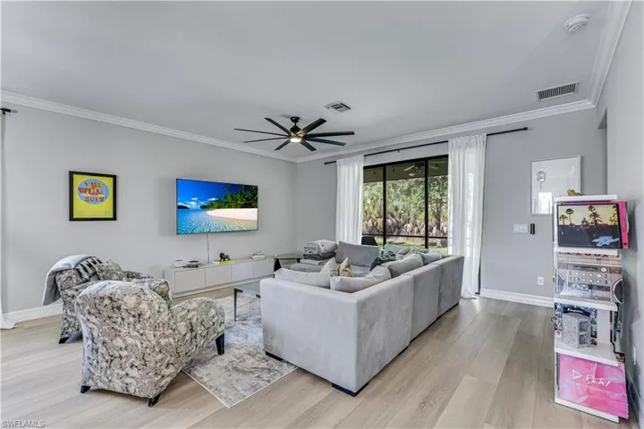 4331 Raffia Palm Cir, Naples, Florida 34119