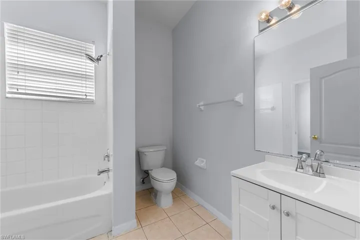 2727 Blue Cypress Lake Ct, Cape Coral, Florida 33909