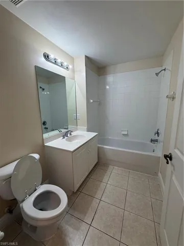 3964 Pomodoro Cir 103, Cape Coral, Florida 33909