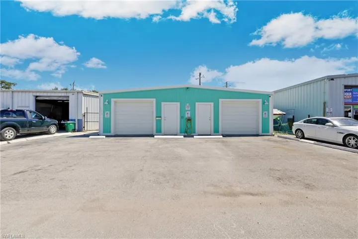 2316  Kirkwood  AVE, Naples, FL 34112