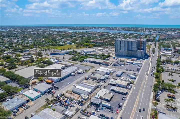 2316  Kirkwood  AVE, Naples, FL 34112