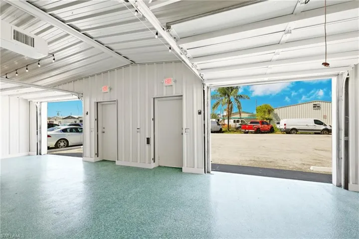 2316  Kirkwood  AVE, Naples, FL 34112