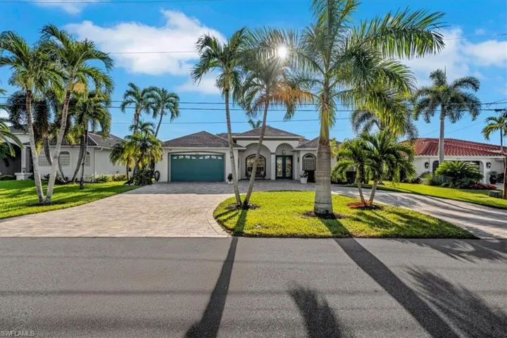 5221 Sw 9th Pl, Cape Coral, Florida 33914