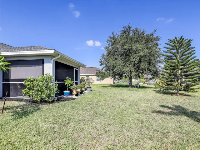 View of yard featuring the Lanai