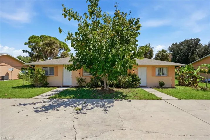 607 Se 24th Ave, Cape Coral, Florida 33990