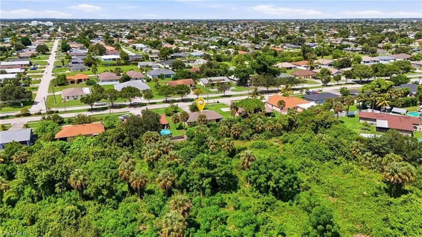 607 Se 24th Ave, Cape Coral, Florida 33990