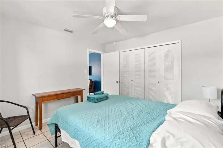 607 Se 24th Ave, Cape Coral, Florida 33990