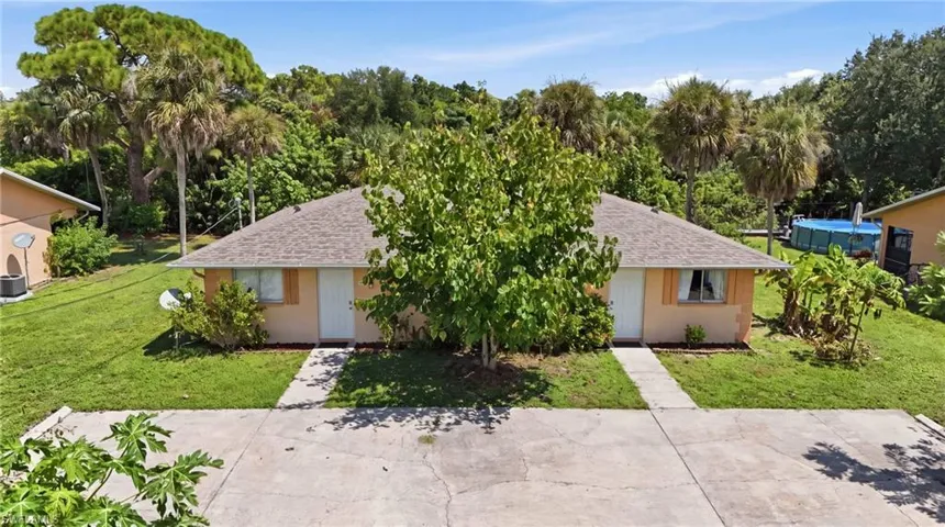 607 Se 24th Ave, Cape Coral, Florida 33990