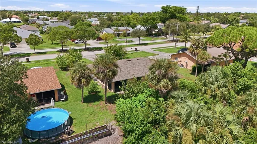 607 Se 24th Ave, Cape Coral, Florida 33990