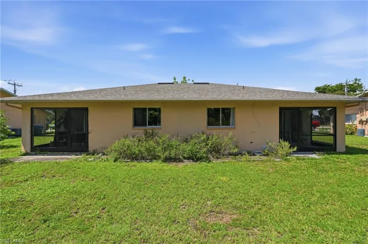 607 Se 24th Ave, Cape Coral, Florida 33990