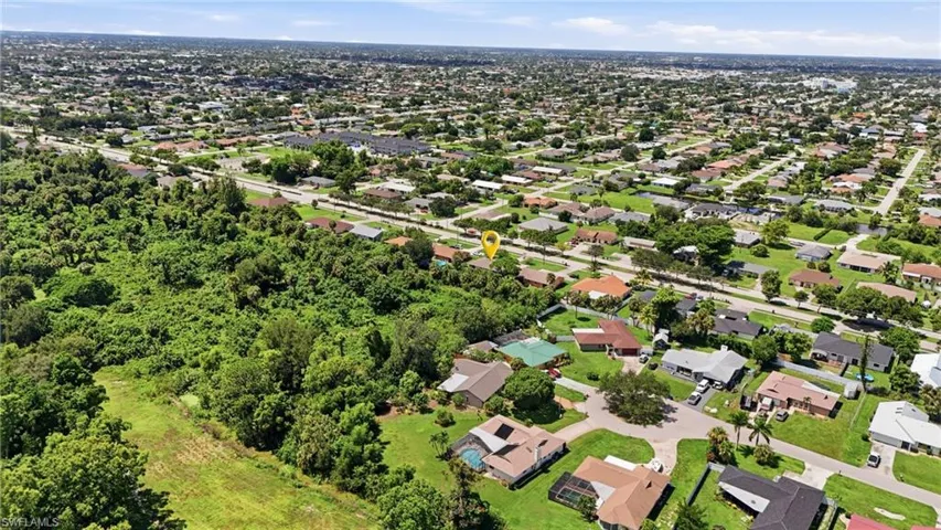 607 Se 24th Ave, Cape Coral, Florida 33990