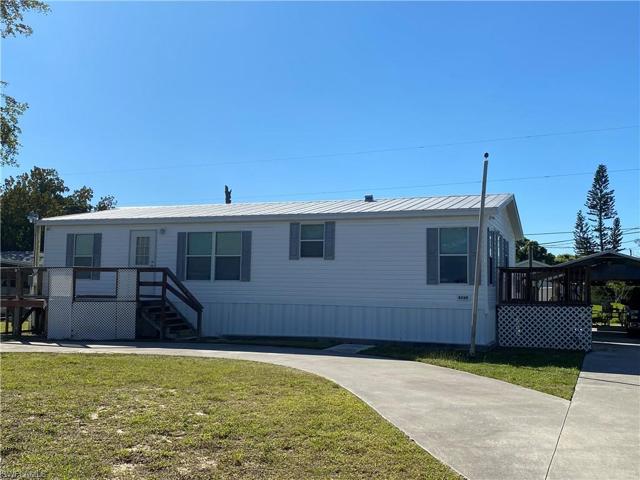 8260  Sevigny  DR, North Fort Myers, FL 33917