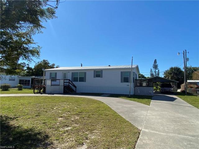 8260  Sevigny  DR, North Fort Myers, FL 33917