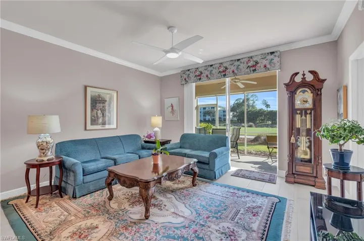 3972  Bishopwood E CT, Naples, FL 34114