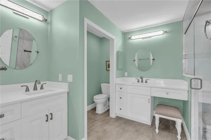 3972  Bishopwood E CT, Naples, FL 34114