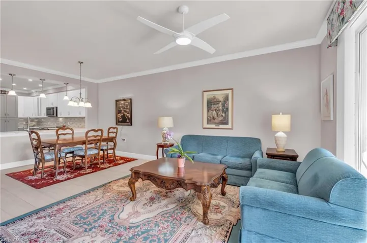3972  Bishopwood E CT, Naples, FL 34114