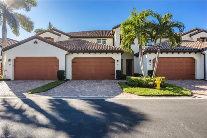 15205  Butler Lake  DR, Naples, FL 34109