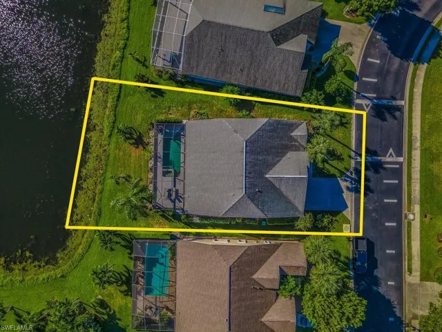 Lot lines of 7732 Citrus Hill Lane