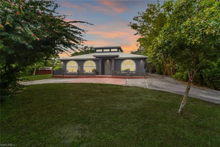 4580  54th NE AVE, Naples, FL 34120