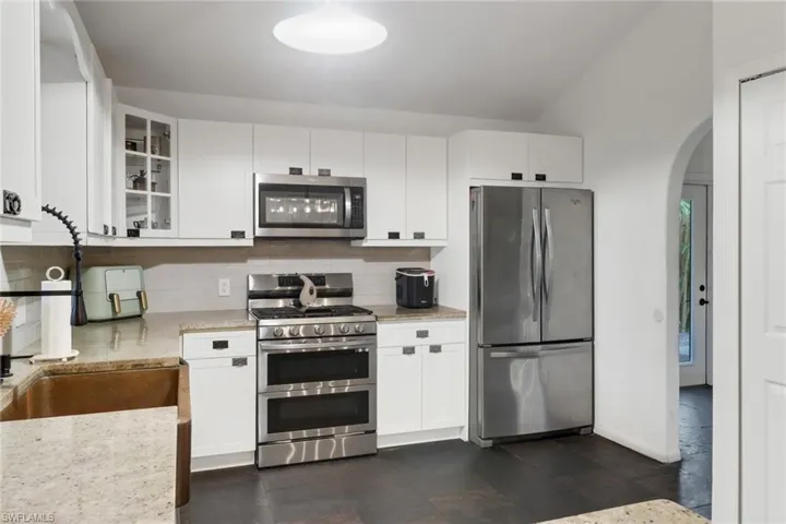 4580  54th NE AVE, Naples, FL 34120