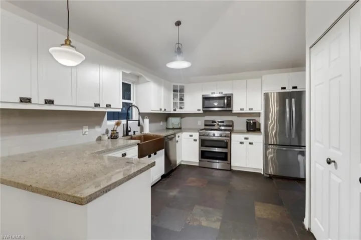 4580  54th NE AVE, Naples, FL 34120