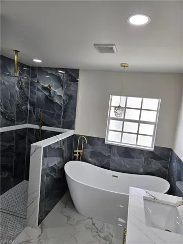 1918 Sw 29th Ter, Cape Coral, Florida 33914