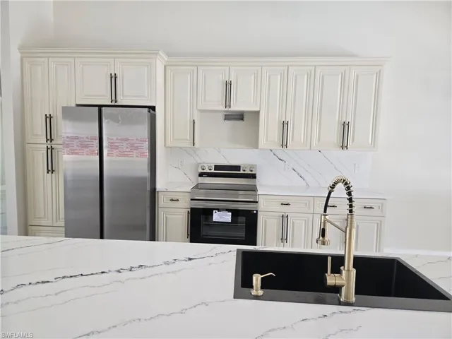 1918 Sw 29th Ter, Cape Coral, Florida 33914