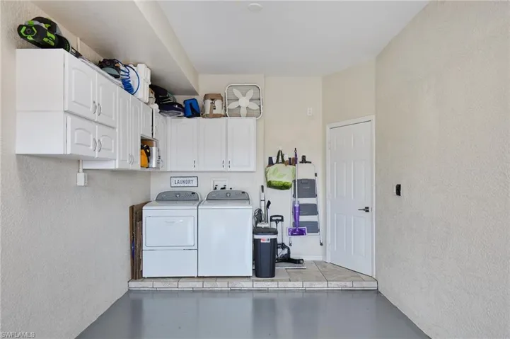 2647 Pine St, Matlacha, Florida 33993