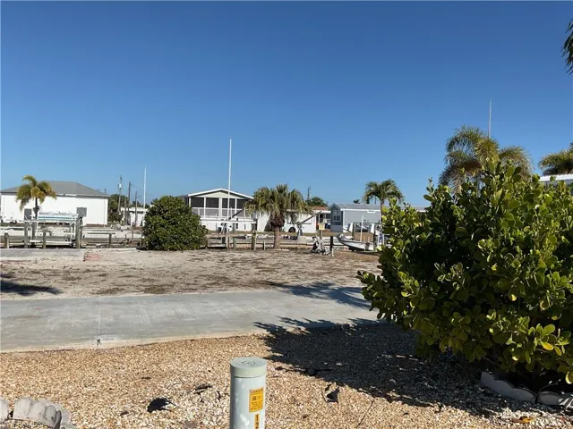 View of yard featuring a residential view
