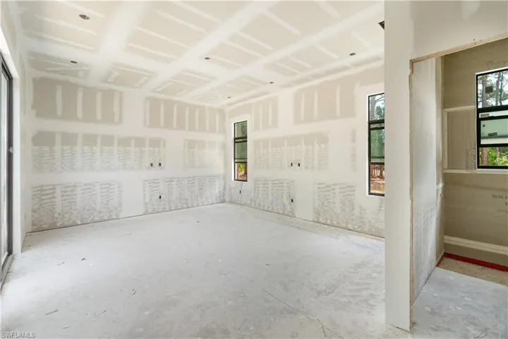 3191 16th Ave Ne, Naples, Florida 34120
