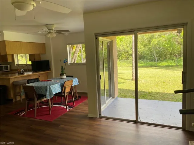 Dining area & Open Lanai
