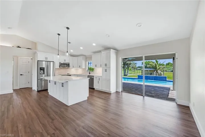 3857 39th Ave Ne, Naples, Florida 34120