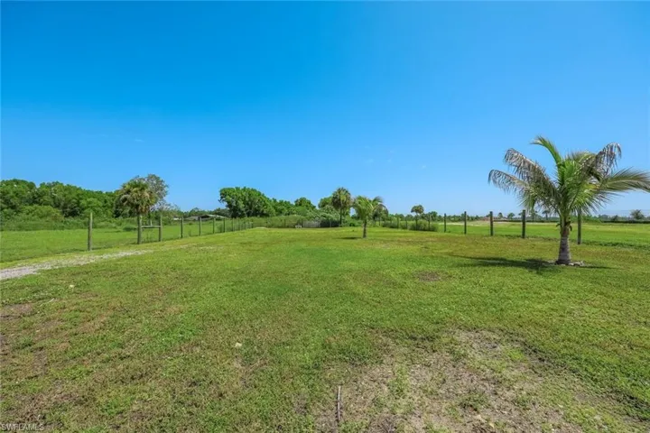 3857 39th Ave Ne, Naples, Florida 34120