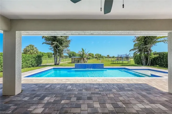 3857 39th Ave Ne, Naples, Florida 34120