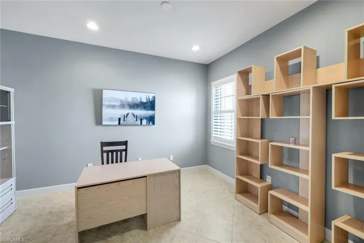 9550 Ironstone Ter 201, Naples, Florida 34120