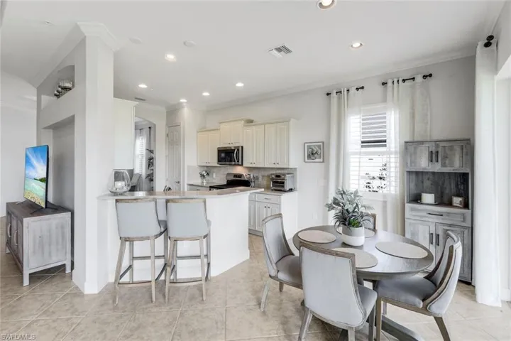 9550 Ironstone Ter 201, Naples, Florida 34120