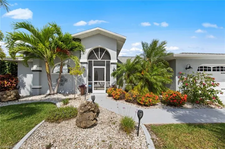3410 Country Club Blvd, Cape Coral, Florida 33904