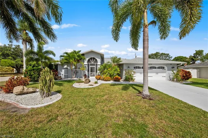 3410 Country Club Blvd, Cape Coral, Florida 33904